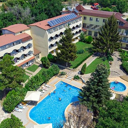 Hotel Naslada 발치크 외부 사진